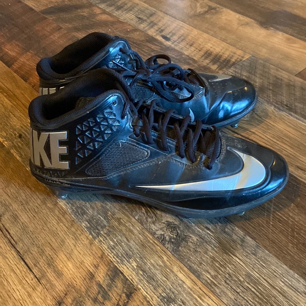 Nike cleats size 10.5